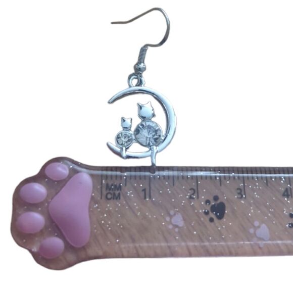 Cat Earrings  - Picture 5 of 7